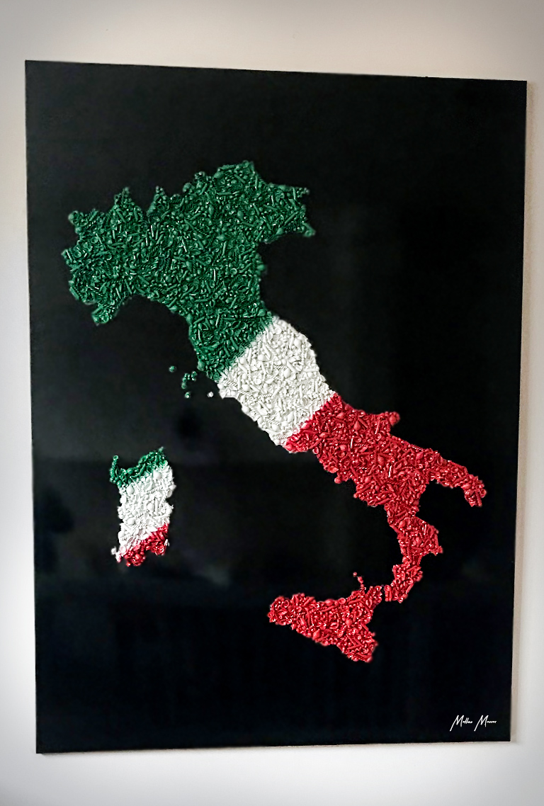 Italy map artwork in green, white and red